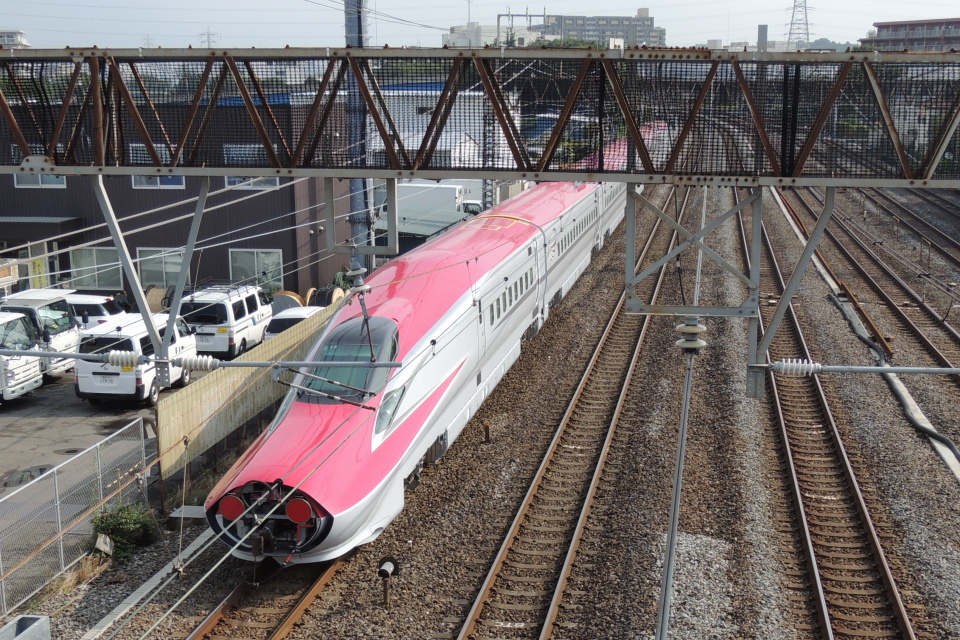 「EF65-2094」＋秋田新幹線E6系「スーパーこまち」（Z13編成）甲種輸送列車