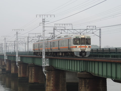 飯田線 313系（R104編成）