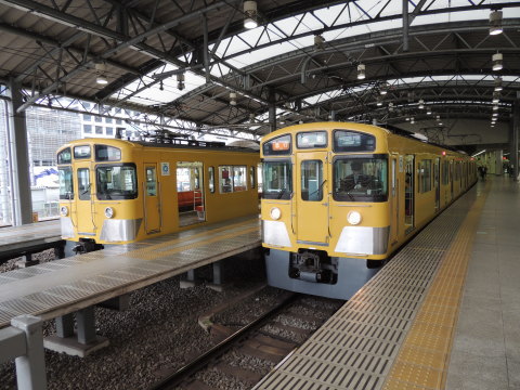 西武鉄道 新2000系