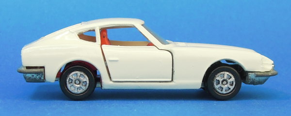 トミカ ニッサン フェアレディZ 432 No.6-1 1Eホイール 1970年8月発売 日本製 トミカレビュー展示室 TOMICA TOY  Gallery