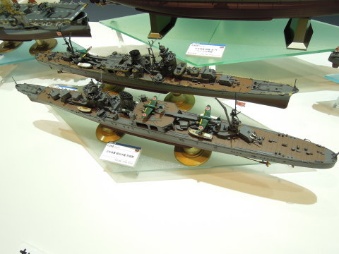 1/350 日本海軍 軽巡洋艦 矢矧 “天一号作戦”（上）、1/350 日本海軍 軽巡洋艦 阿賀野（下）
