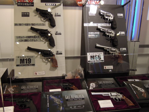 ガスリボルバー M19、M66