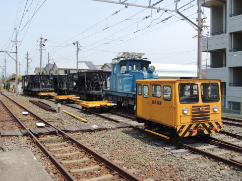遠州鉄道 ED28形電気機関車とホキ800形貨車